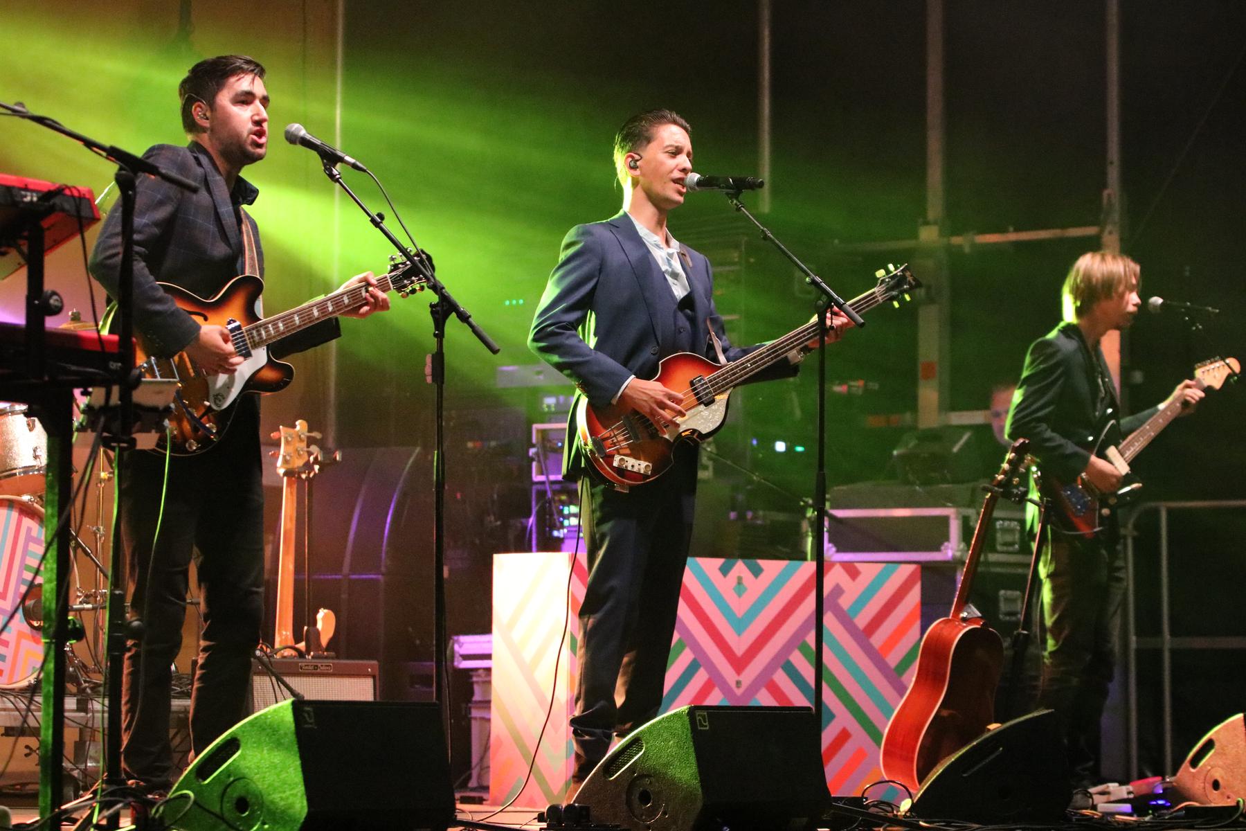 Band on the Run! live op het podium